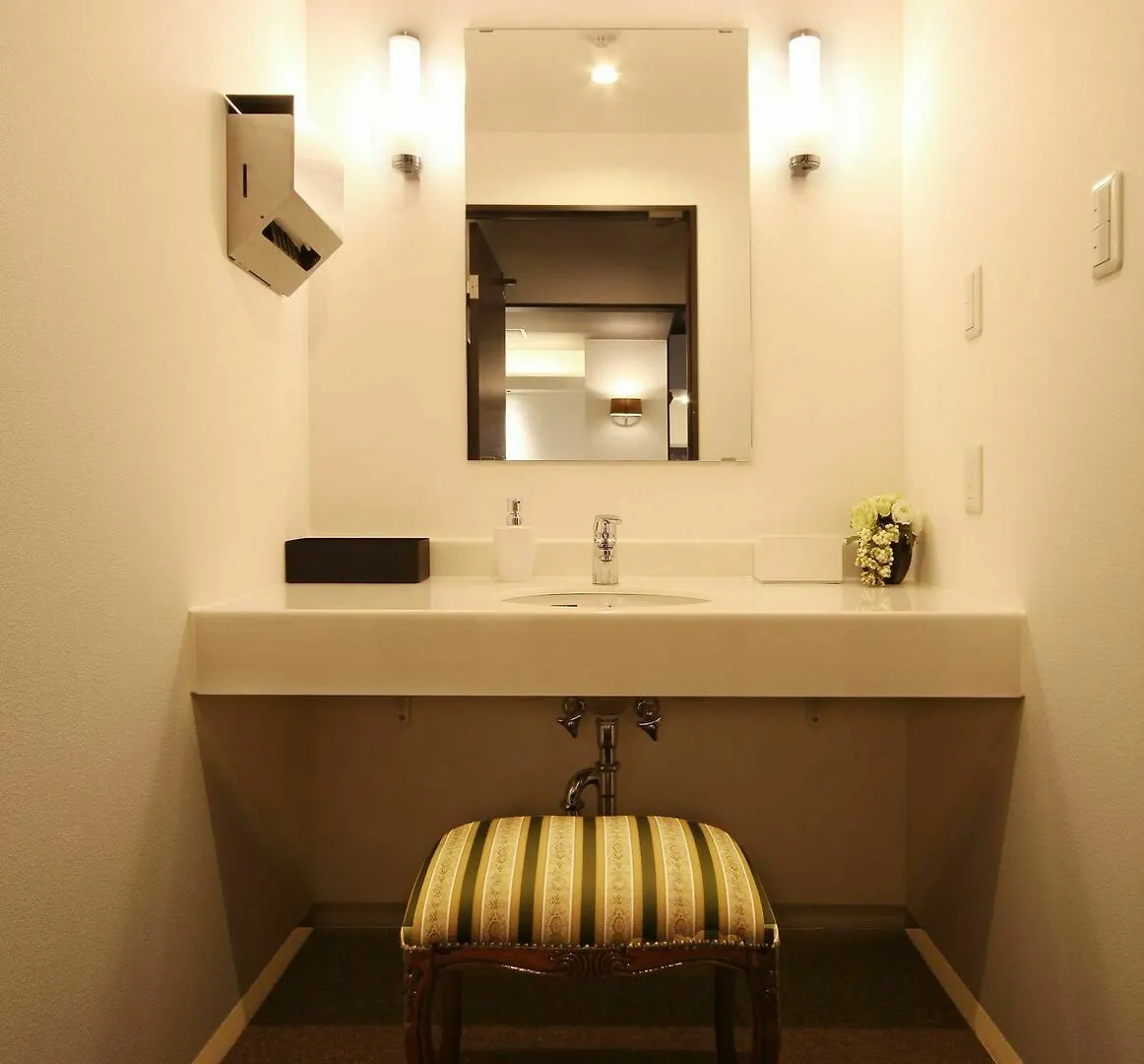 Racine Home Kyoto Self Check-In Hotel