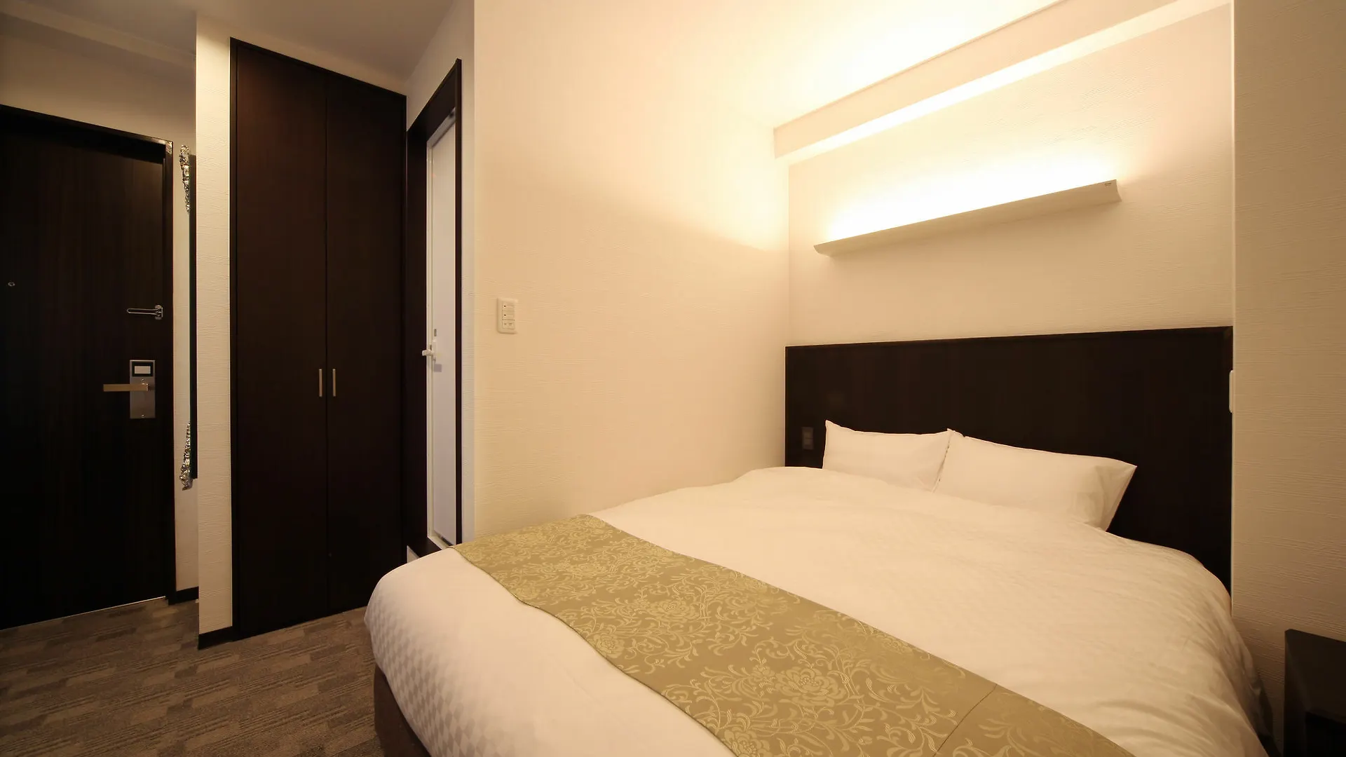 Racine Home Kyoto Self Check-In Hotel